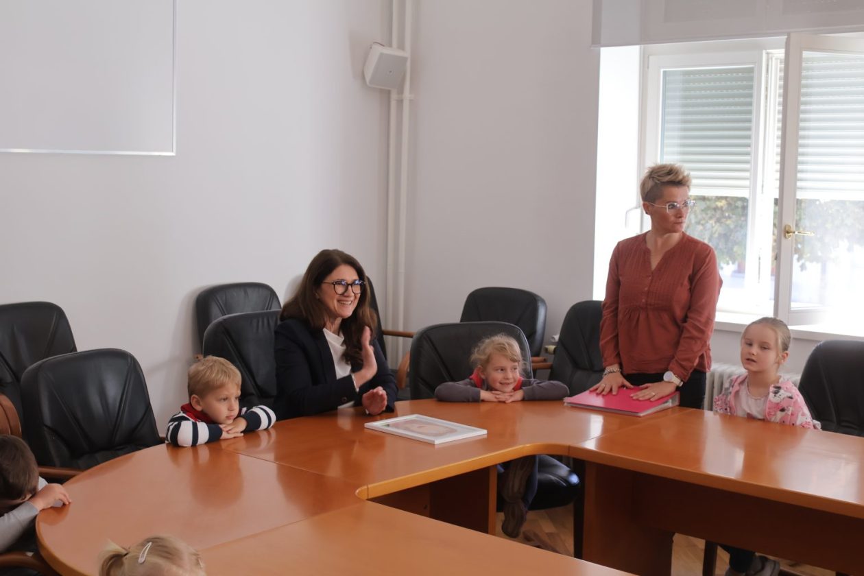 DV Cipelica posjet Gradonačelnici (24) DV Cipelica posjet Gradonačelnici (24)