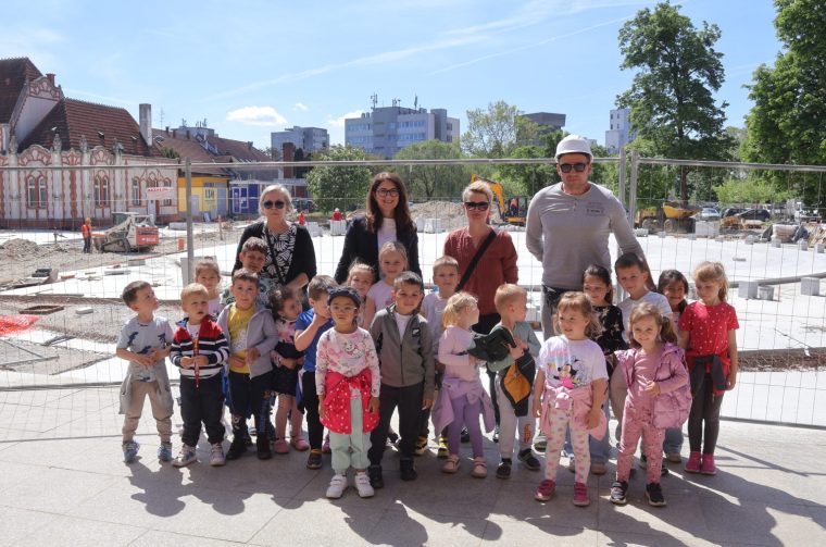 DV Cipelica posjet Gradonačelnici (6)