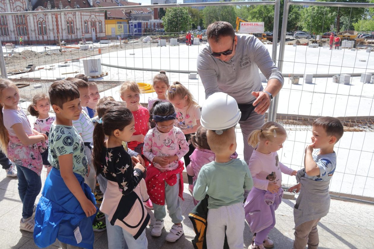 DV Cipelica posjet Gradonačelnici (8) DV Cipelica posjet Gradonačelnici (8)