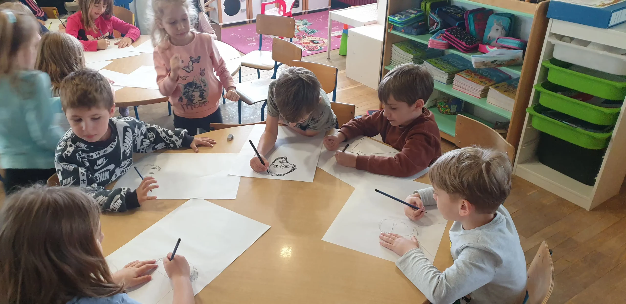 DV Cvrčak (6) DV Cvrčak (6)