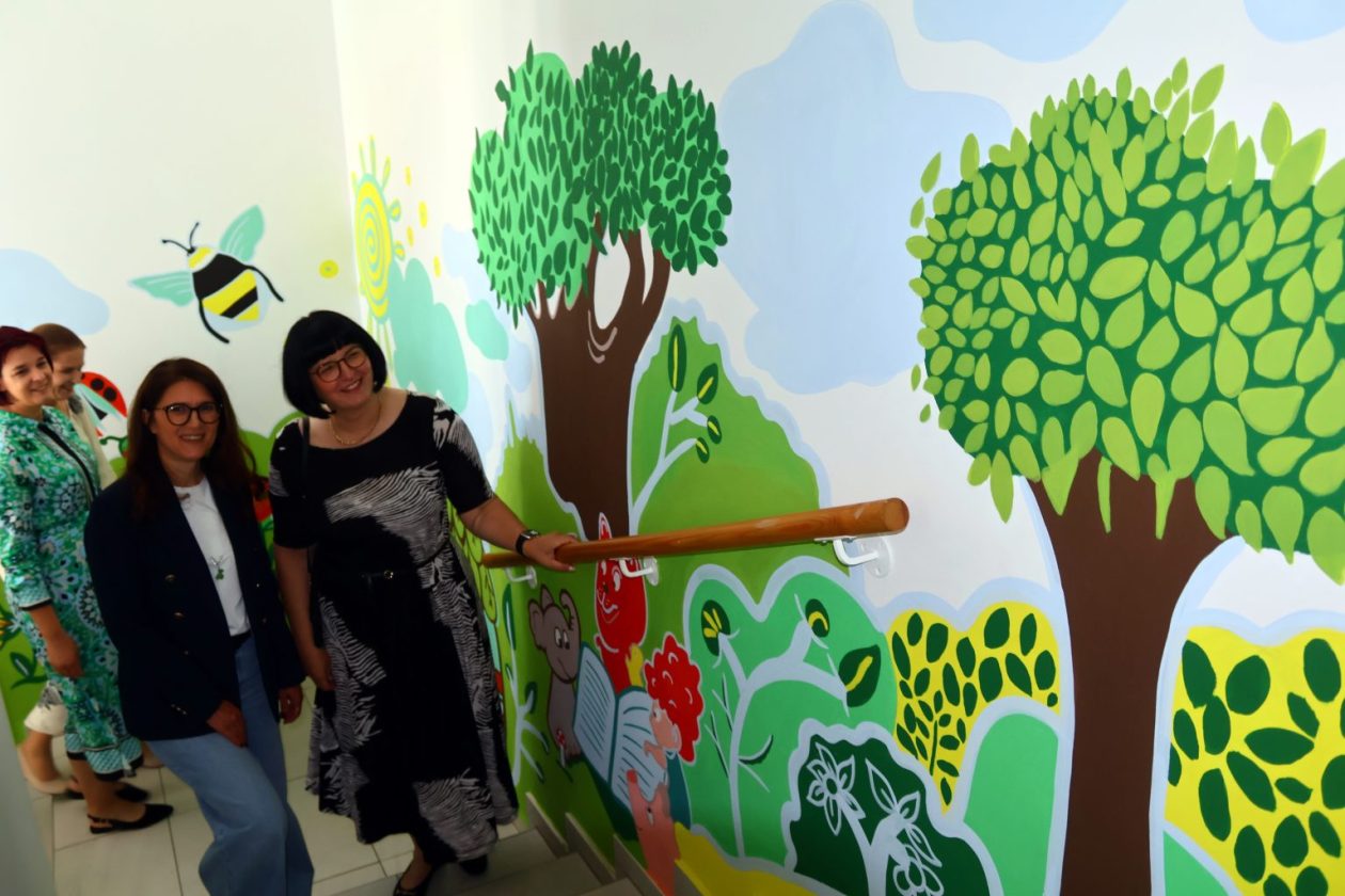 DV Cvrčak mural (8)