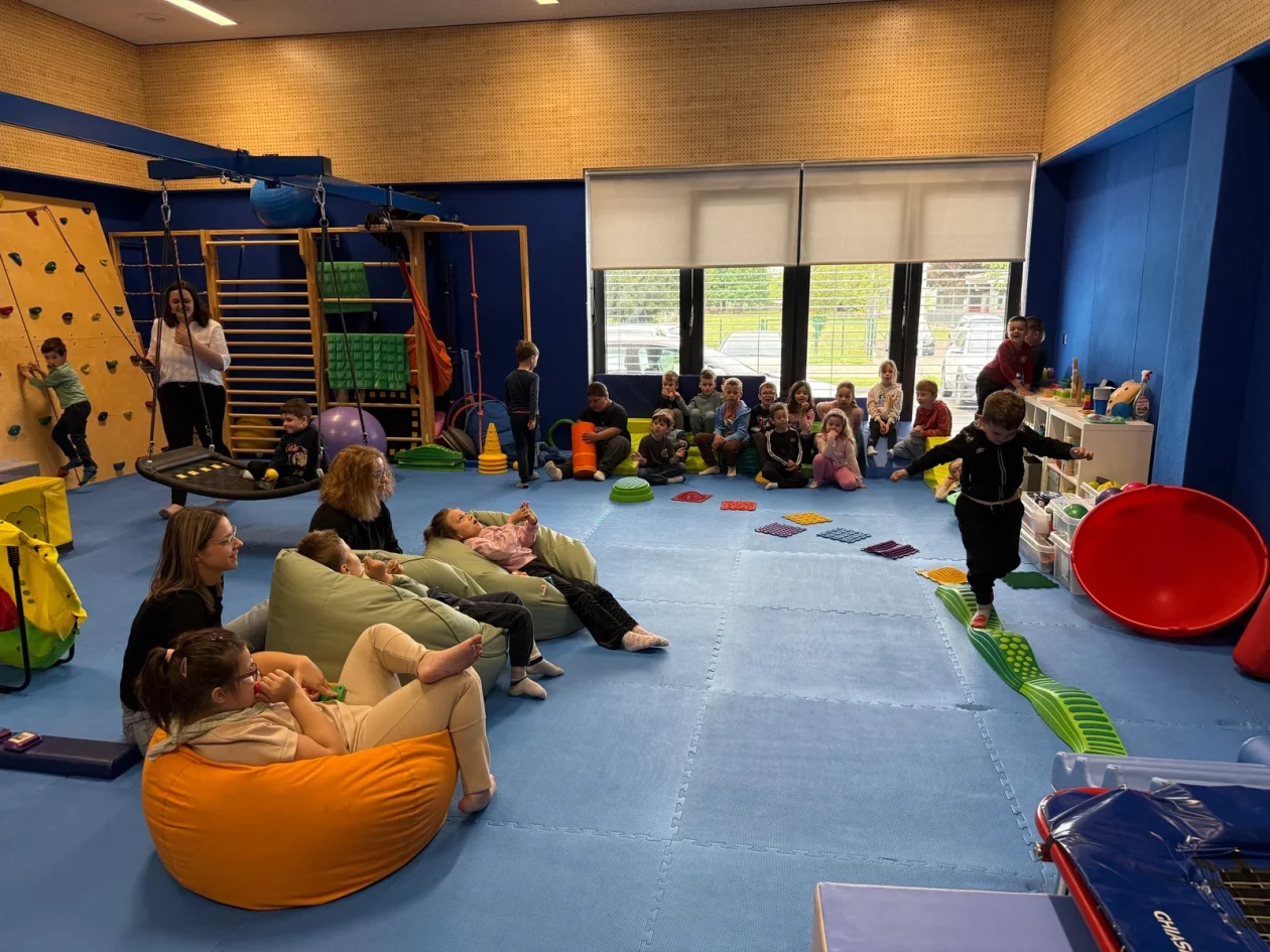 DV Cvrčak skupina Zujalice (1)