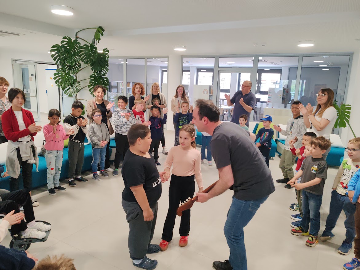 DV Cvrčak skupina Zujalice (4)