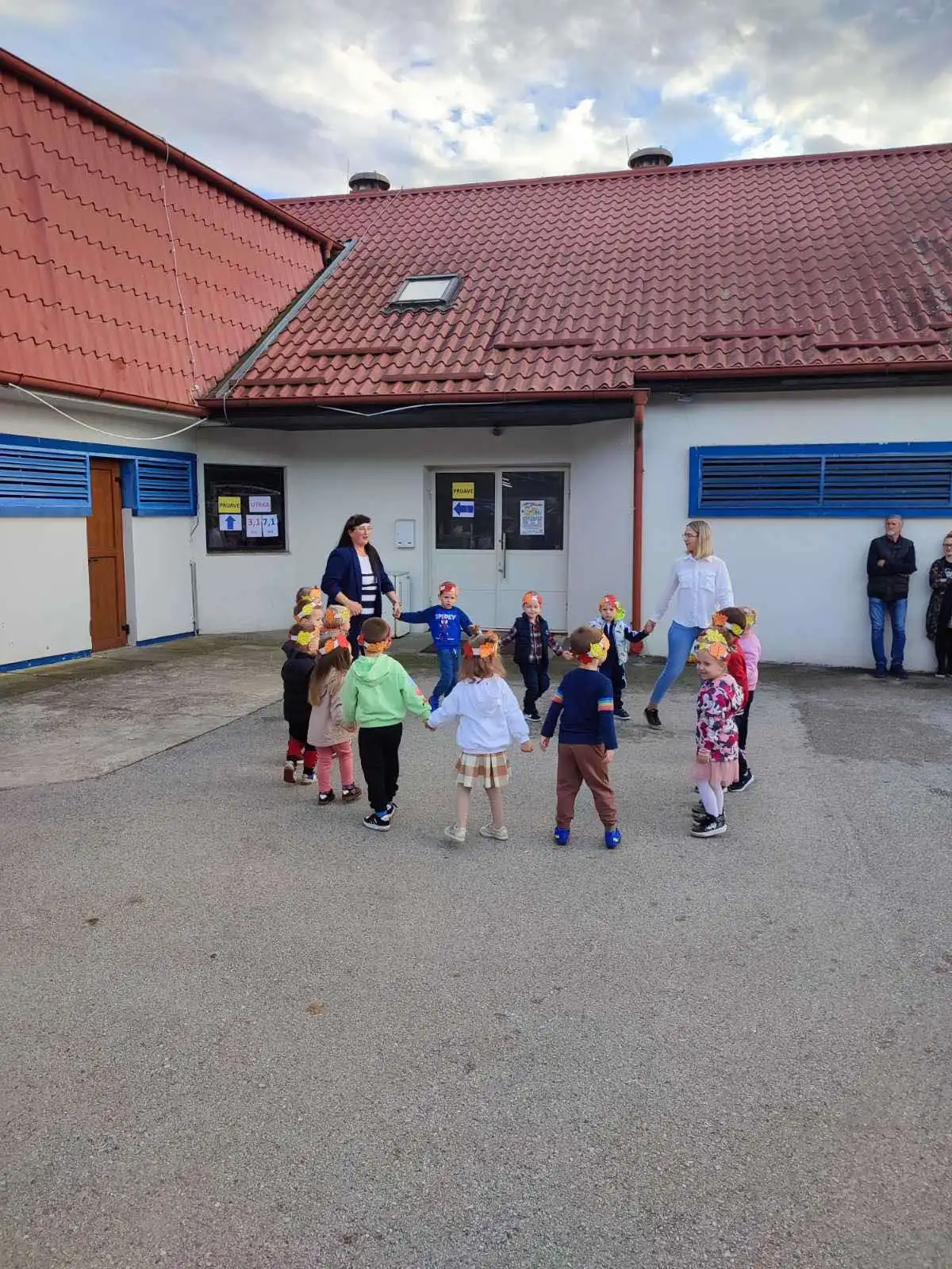 DV Dječja mašta (10)