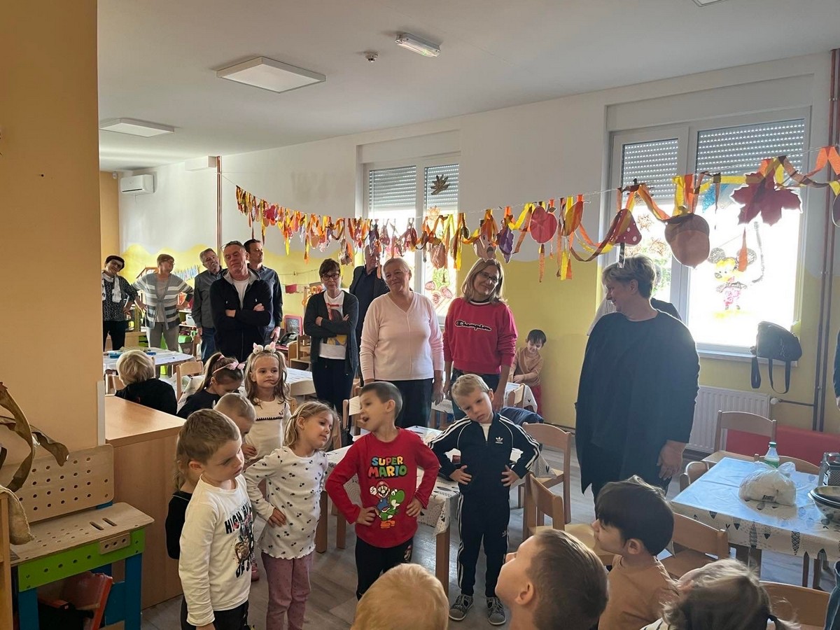 DV Dječja mašta (7) DV Dječja mašta (7)