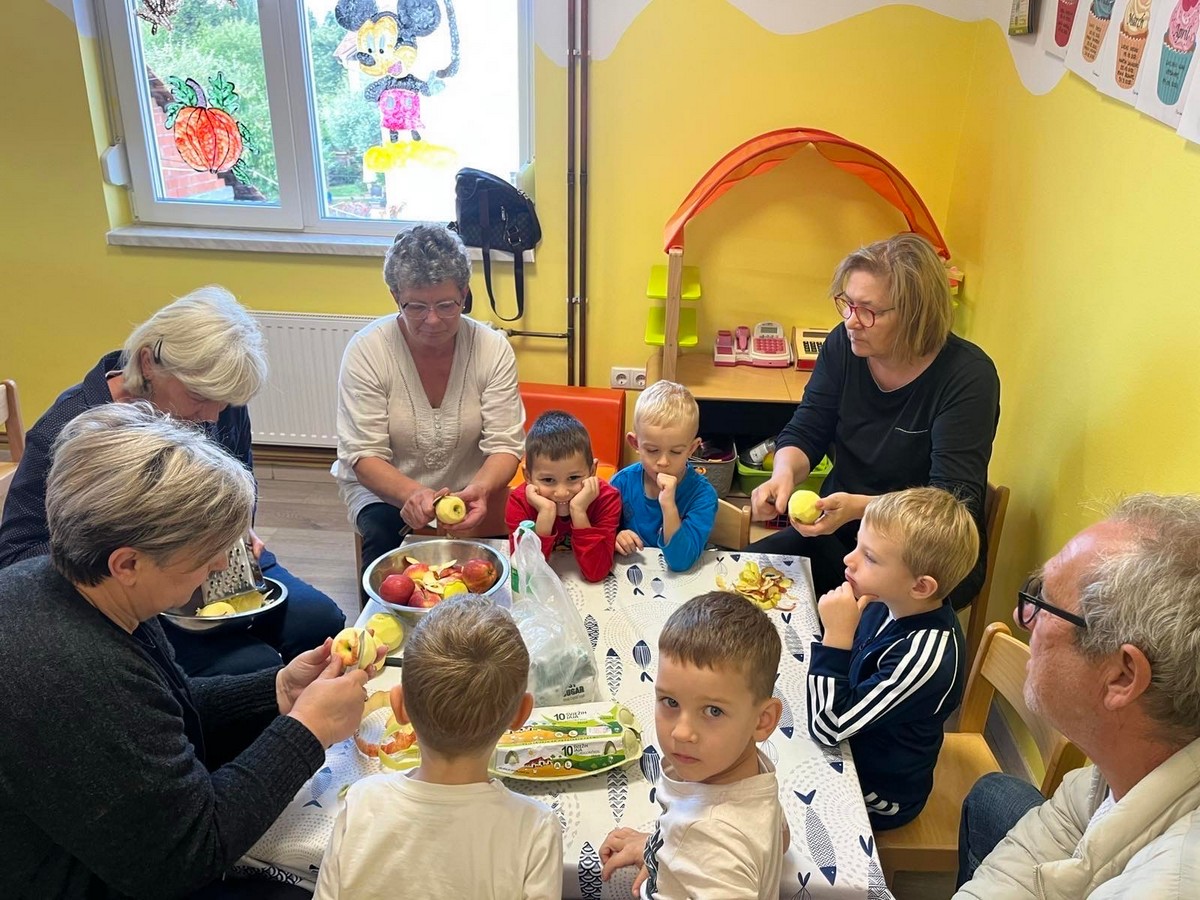 DV Dječja mašta (8) DV Dječja mašta (8)