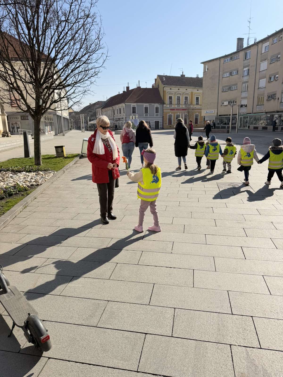 DV Dječja mašta – dan žena (16)