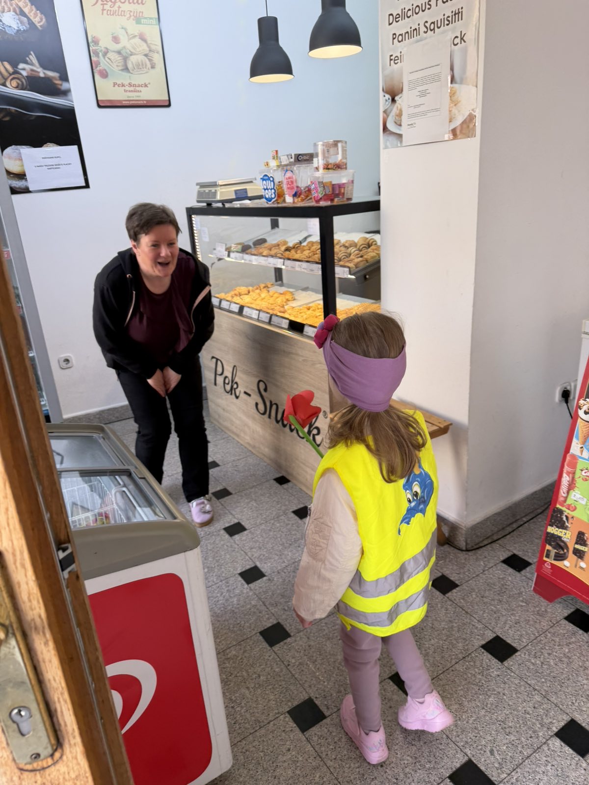 DV Dječja mašta – dan žena (18)