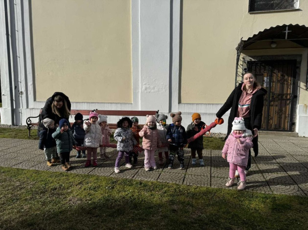 DV KOTORIBA Od snježnih šetnji do predstave ‘Klaun’ – zima puna osmijeha (4)