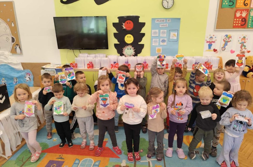 DV KOTORIBA Od snježnih šetnji do predstave ‘Klaun’ – zima puna osmijeha (6)