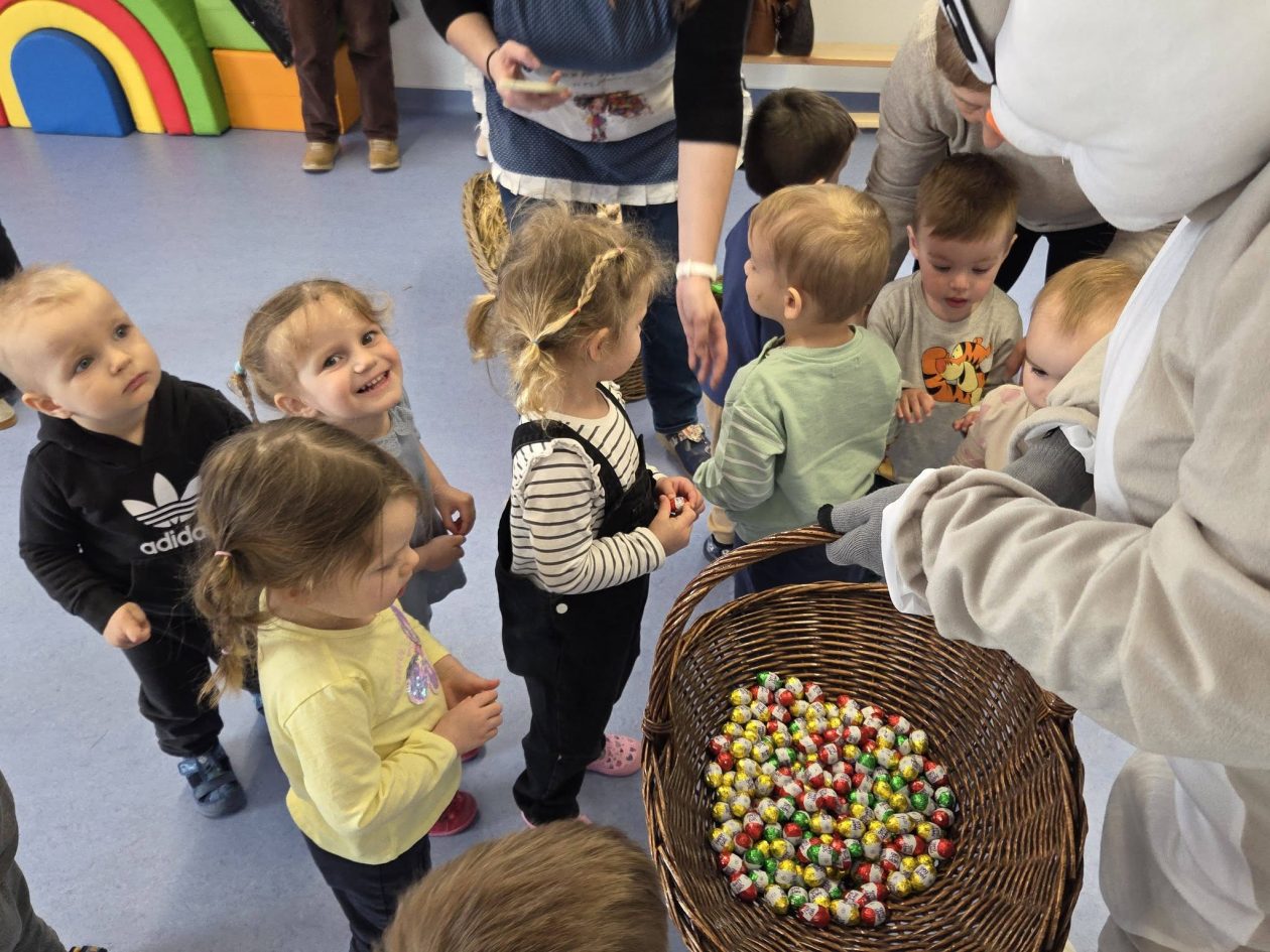 DV Lastavica TZP Srce Međimurja uskrs djeca zec uskrsna jaja (10) DV Lastavica TZP Srce Međimurja uskrs djeca zec uskrsna jaja (10)