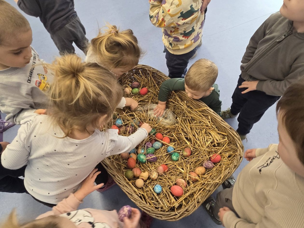 DV Lastavica TZP Srce Međimurja uskrs djeca zec uskrsna jaja (7) DV Lastavica TZP Srce Međimurja uskrs djeca zec uskrsna jaja (7)