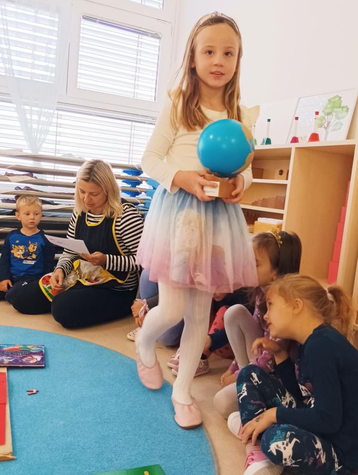 DV MASLAČAK Djeca i roditelji obilježili pet godina Montessori skupine (13)