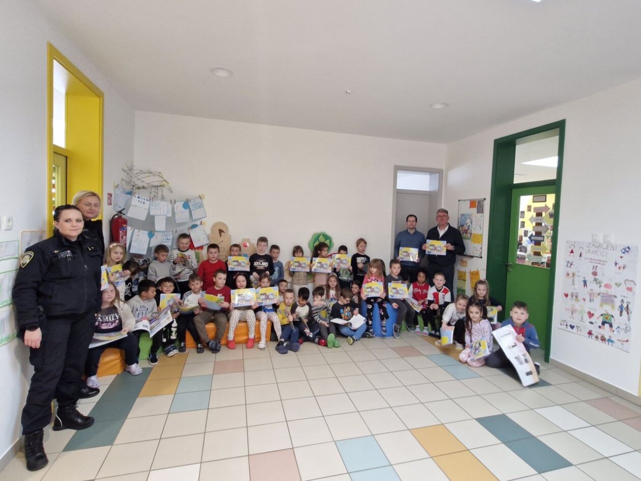 DV MASLAČAK Predškolci u prometnoj edukaciji – sigurnost na prvom mjestu (5)