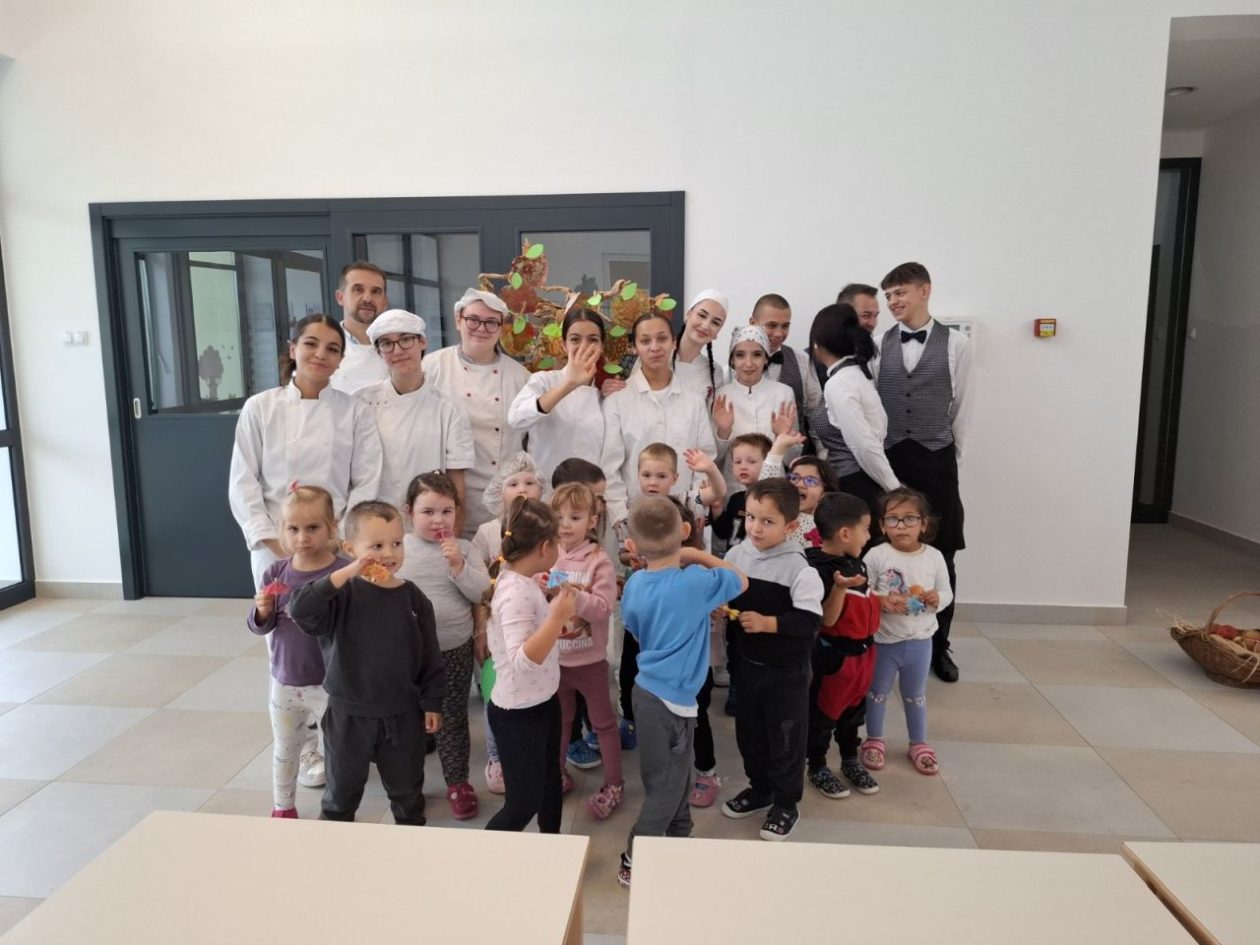 DV ‘REHEKI’ Mališane posjetili kuhari i konobari iz Srednje škole Prelog (5)