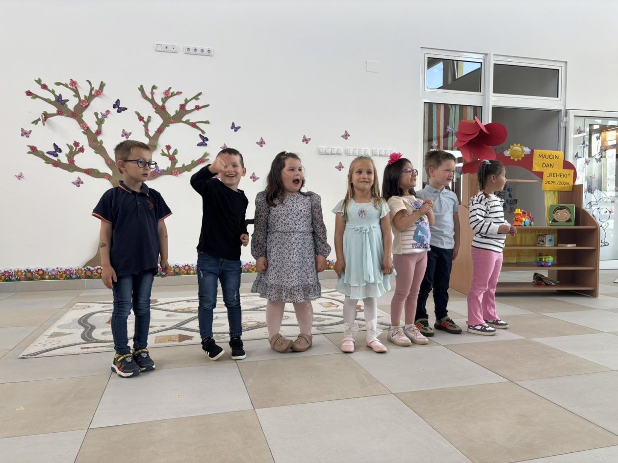 DV REHEKI majčin dan (4)