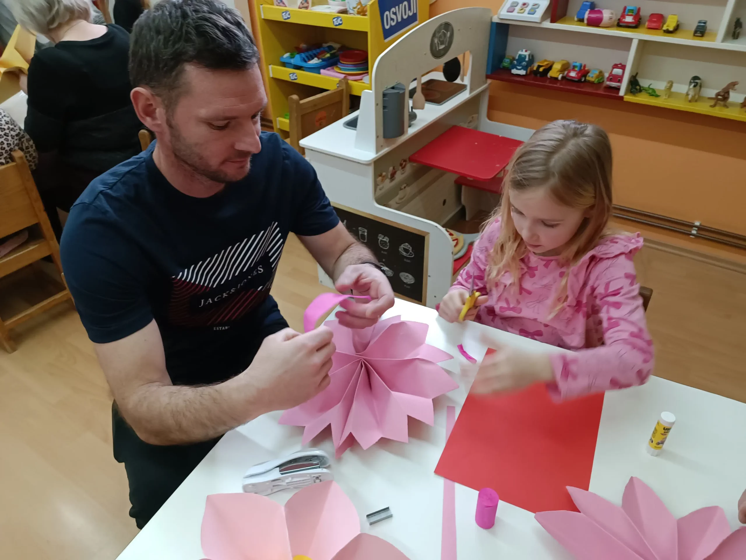 DV Ribica, Očev dan (4) DV Ribica, Očev dan (4)