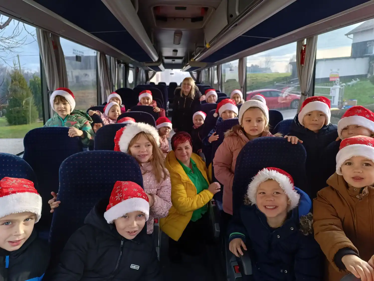 DV Ribica Žabnik (7) DV Ribica Žabnik (7)