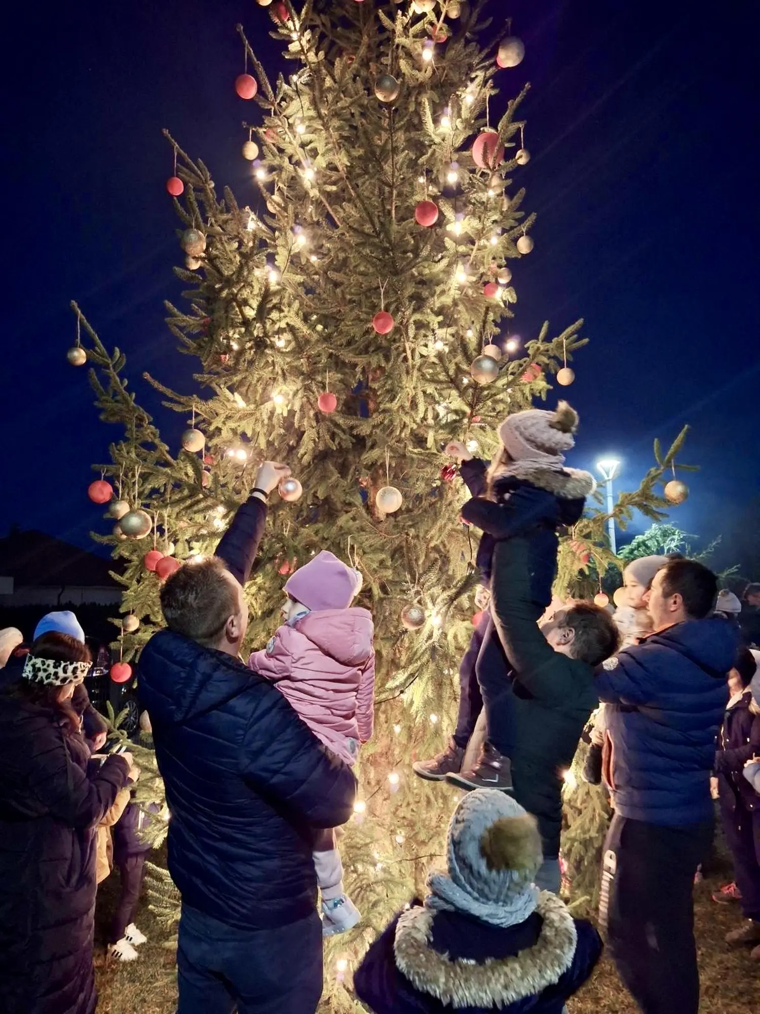 DV Vesela loptica_druga božićna idila na preloškom jugu (12) DV Vesela loptica_druga božićna idila na preloškom jugu (12)