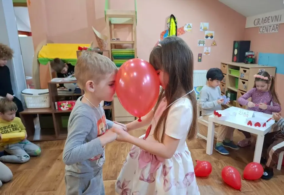 DV Zvjezdica (7) DV Zvjezdica (7)