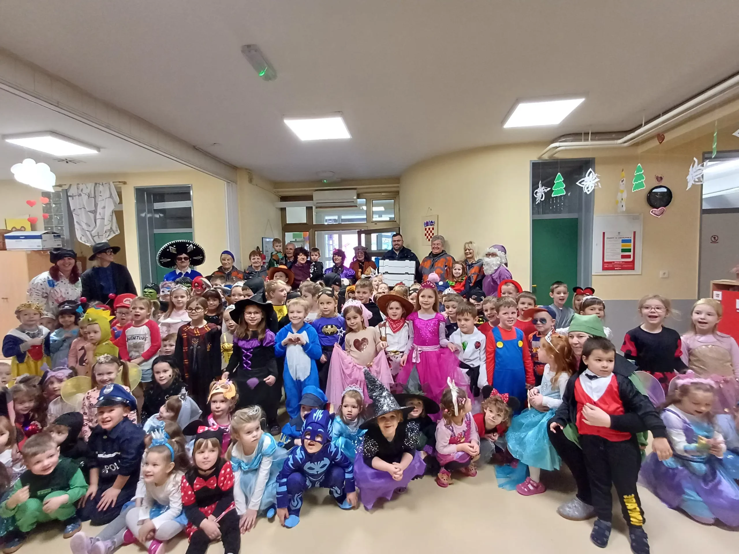 DV Zvončić Nedelišće maškare (2) DV Zvončić Nedelišće maškare (2)