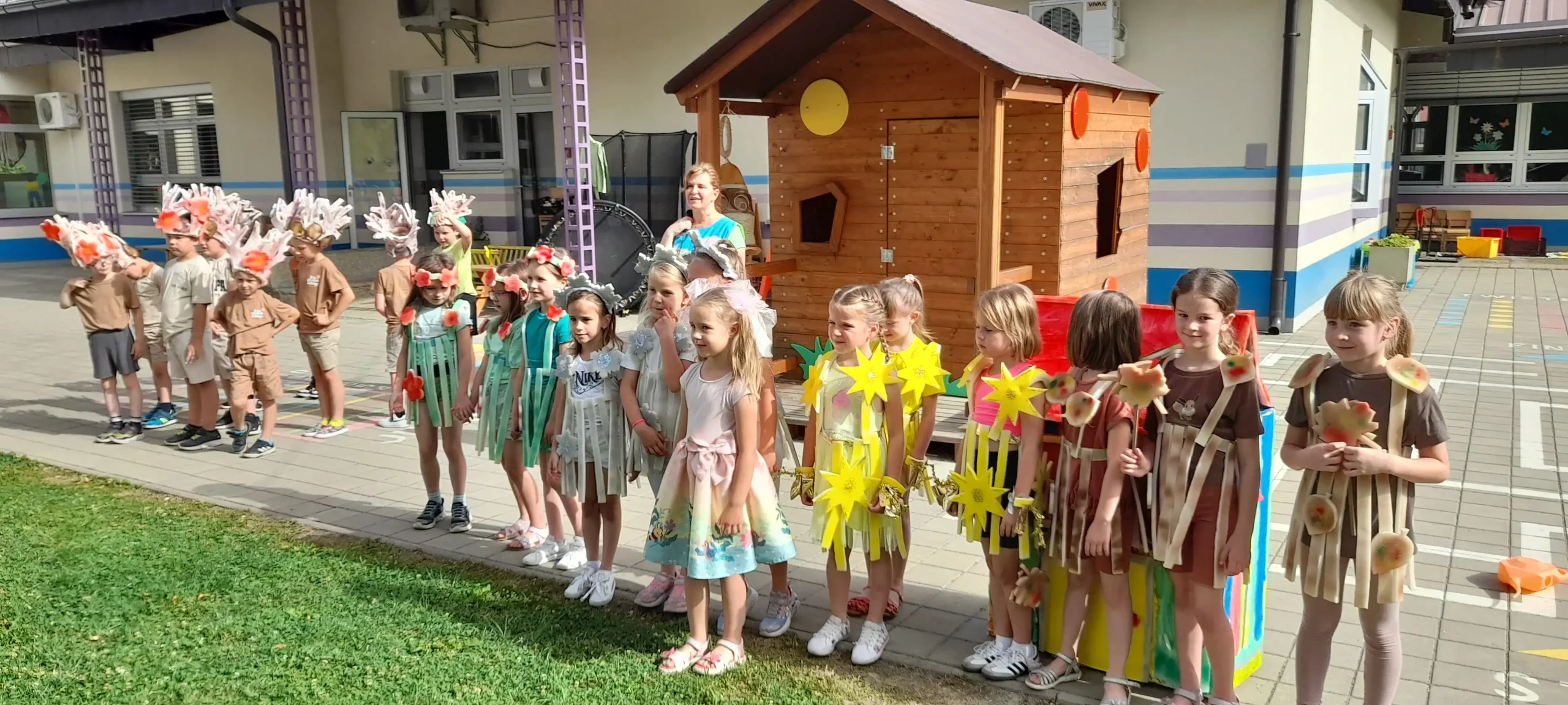 DV Zvončić prvi dan ljeta i predstava 2024. Nedelišće (5) DV Zvončić prvi dan ljeta i predstava 2024. Nedelišće (5)