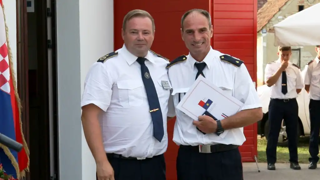 DVD BREZJE (22) DVD BREZJE (22)