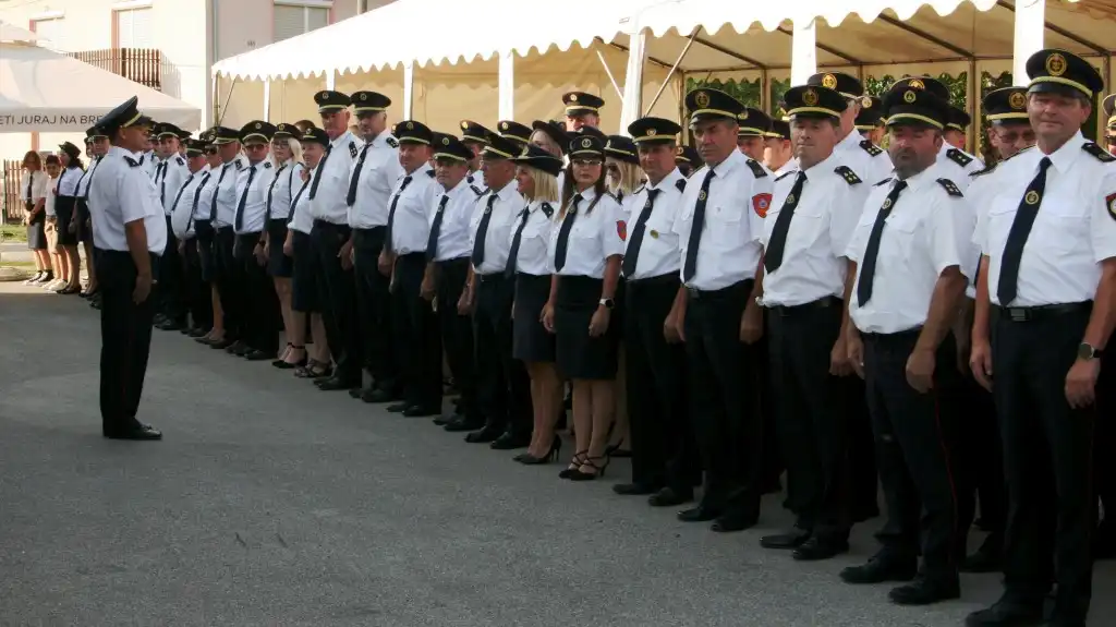 DVD BREZJE (3) DVD BREZJE (3)