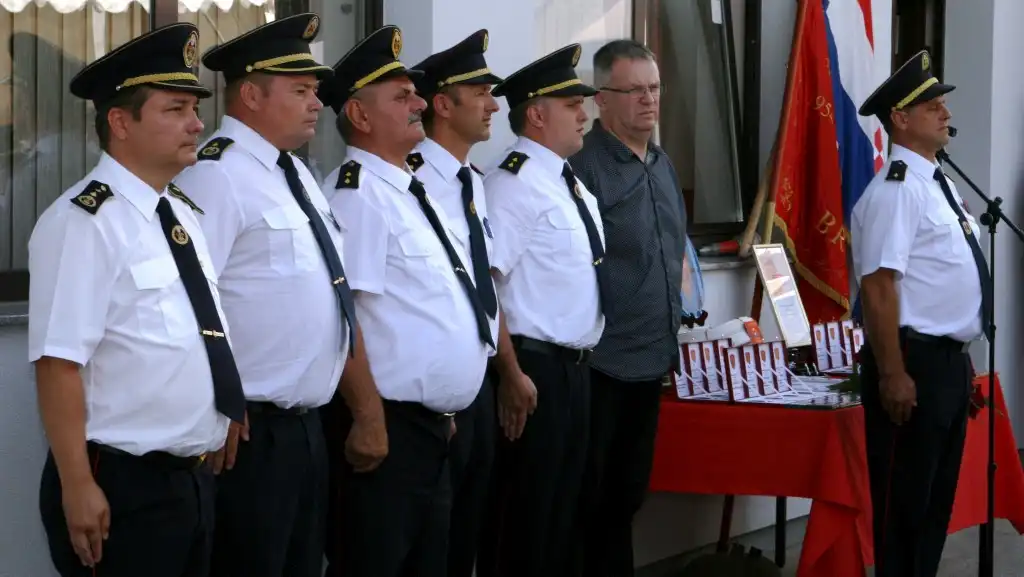 DVD BREZJE (5) DVD BREZJE (5)