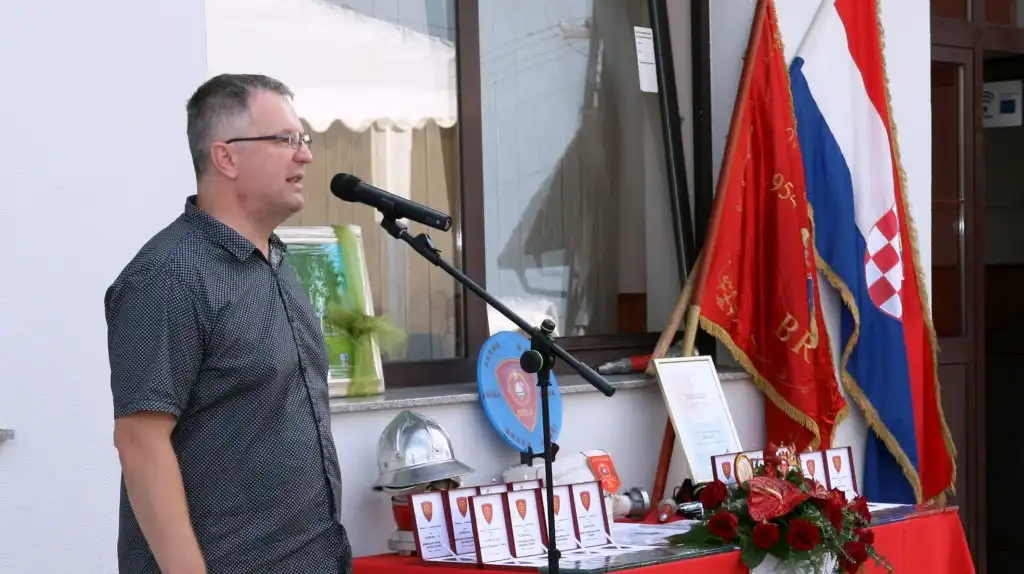 DVD BREZJE (7) DVD BREZJE (7)