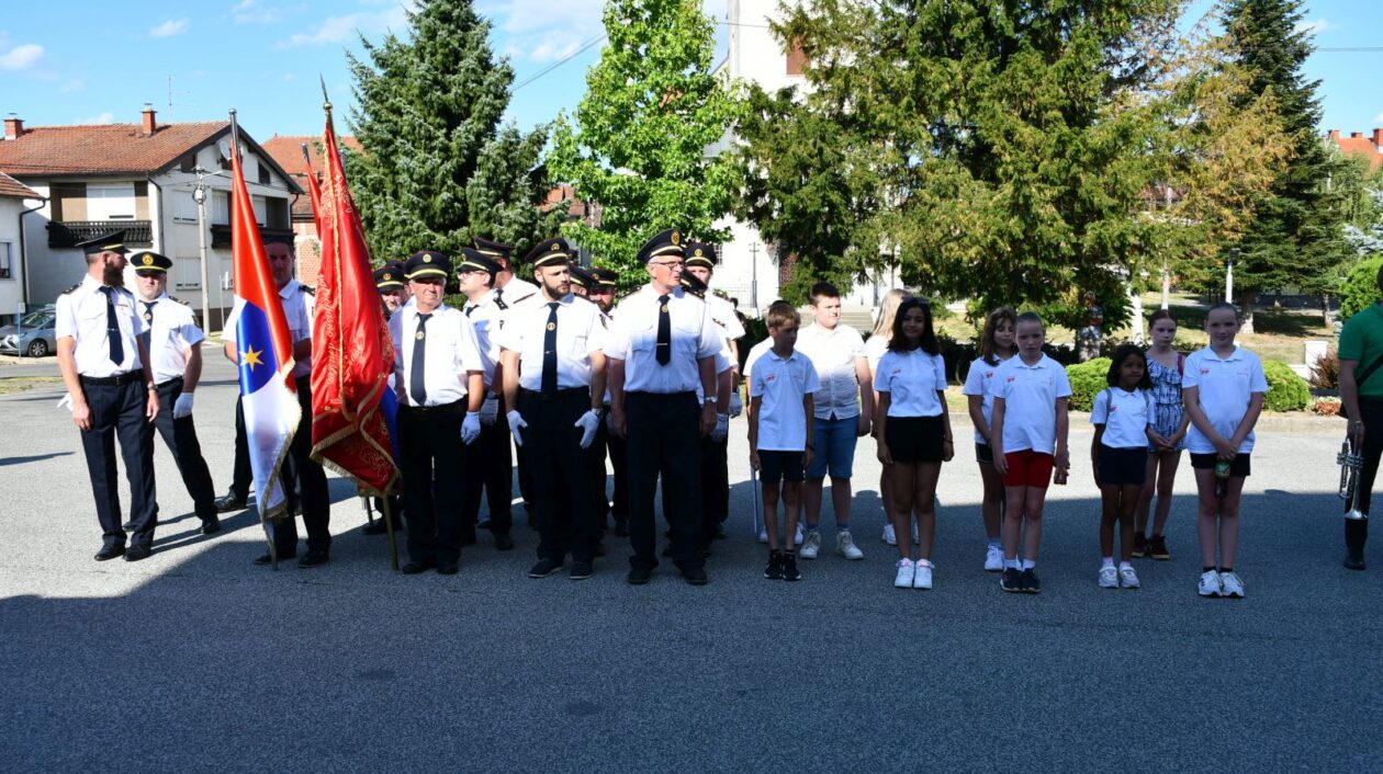 DVD Belica 100 godina (102)