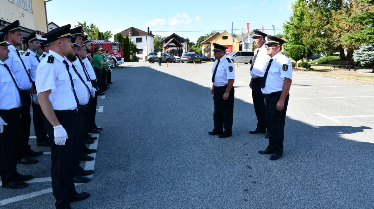 DVD Belica 100 godina (42)