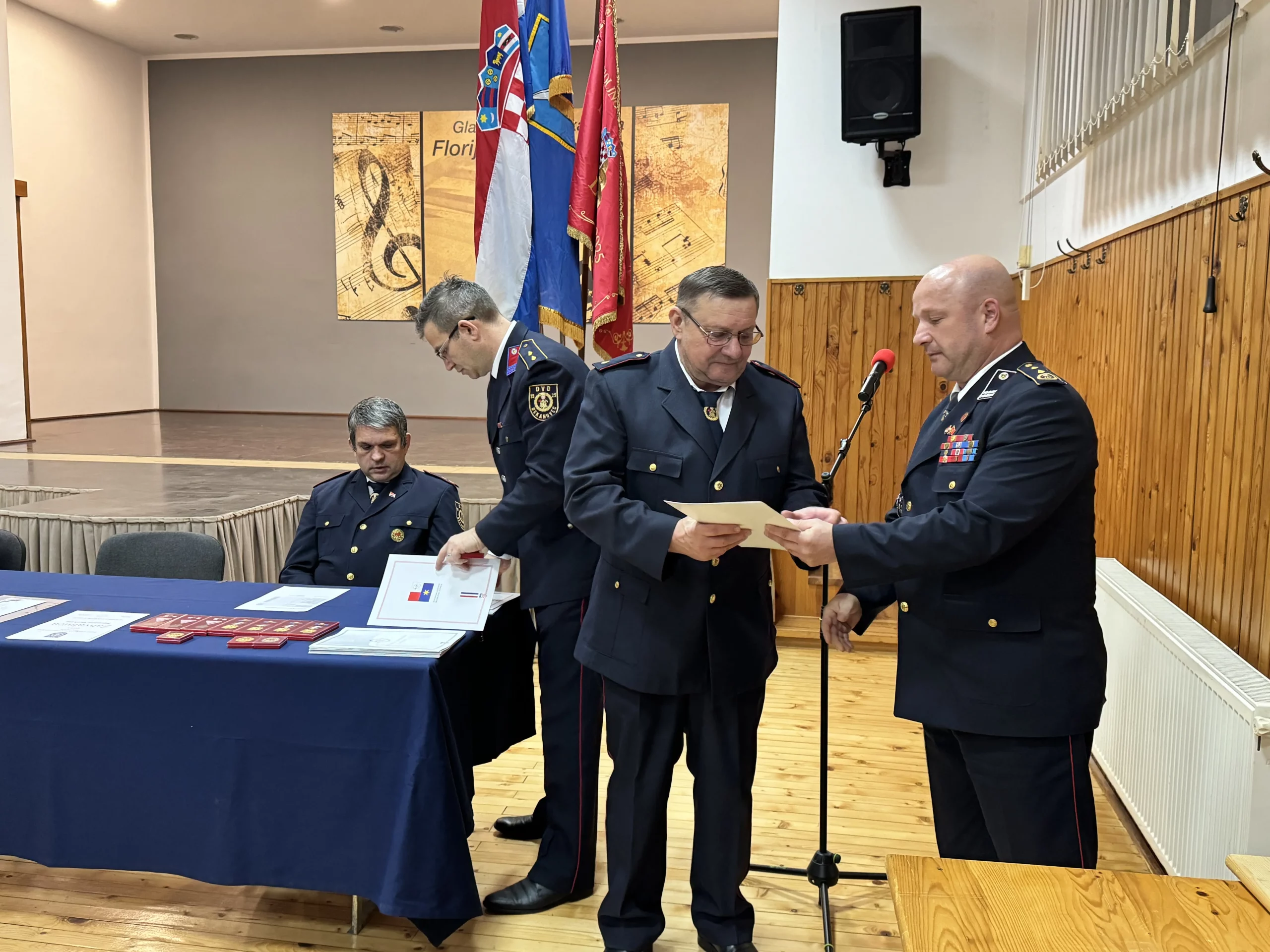 DVD DEKANOVEC IZBORNA SKUPŠTINA (23)