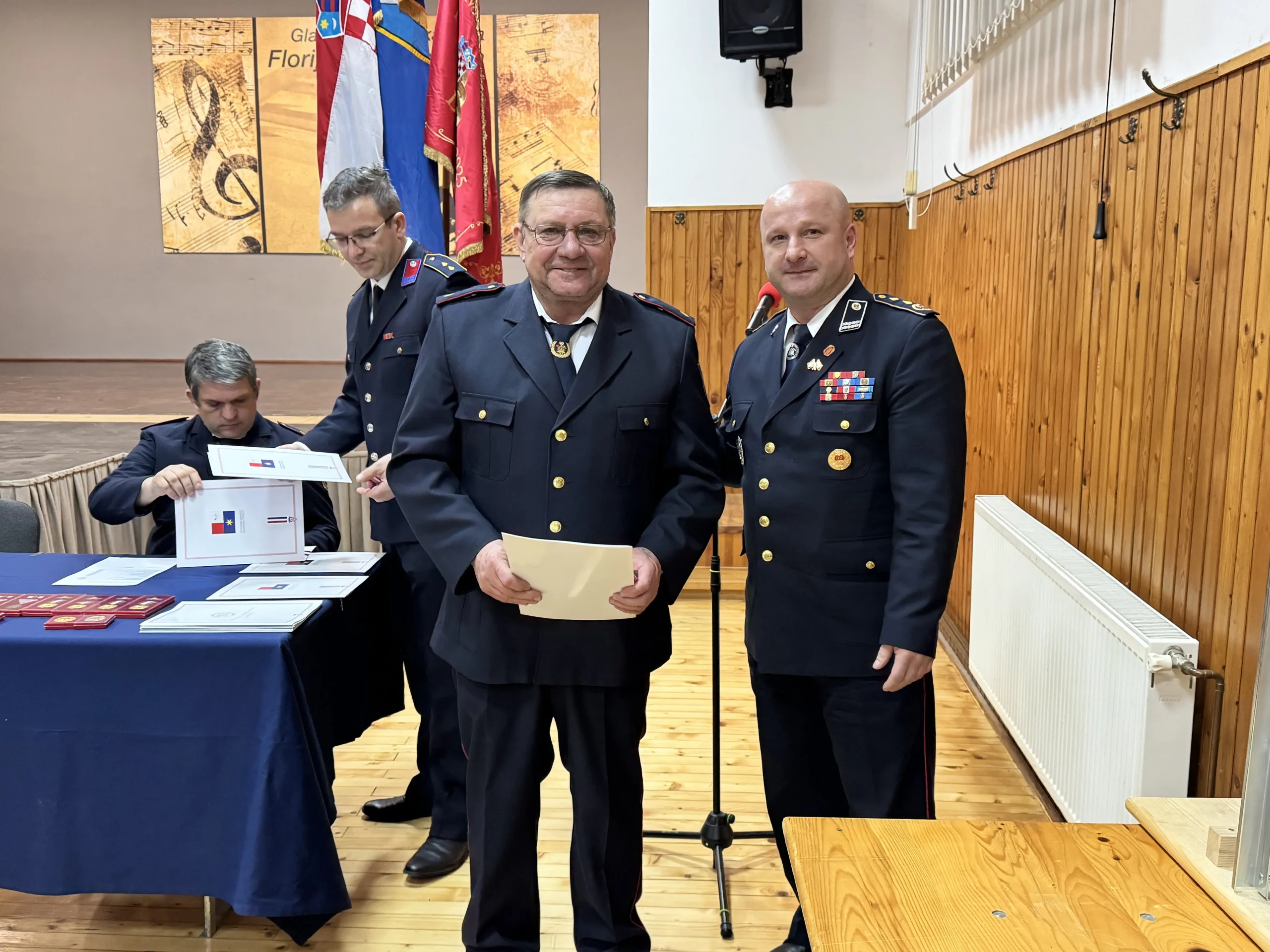 DVD DEKANOVEC IZBORNA SKUPŠTINA (24)