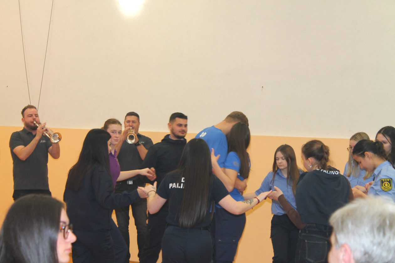 DVD GARDINOVEC I. Zimski kup (114)