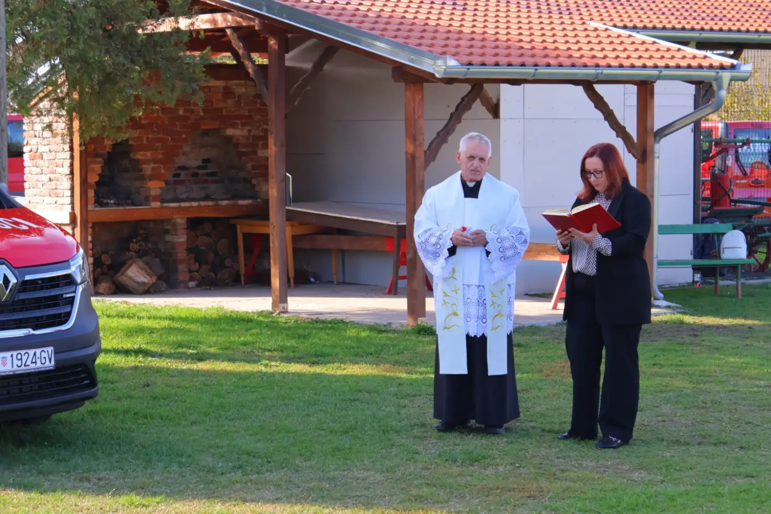 vlč. Alojzije Pakrac, DVD Gornji Vidovec, primopredaja vozila (9) vlč. Alojzije Pakrac, DVD Gornji Vidovec, primopredaja vozila (9)