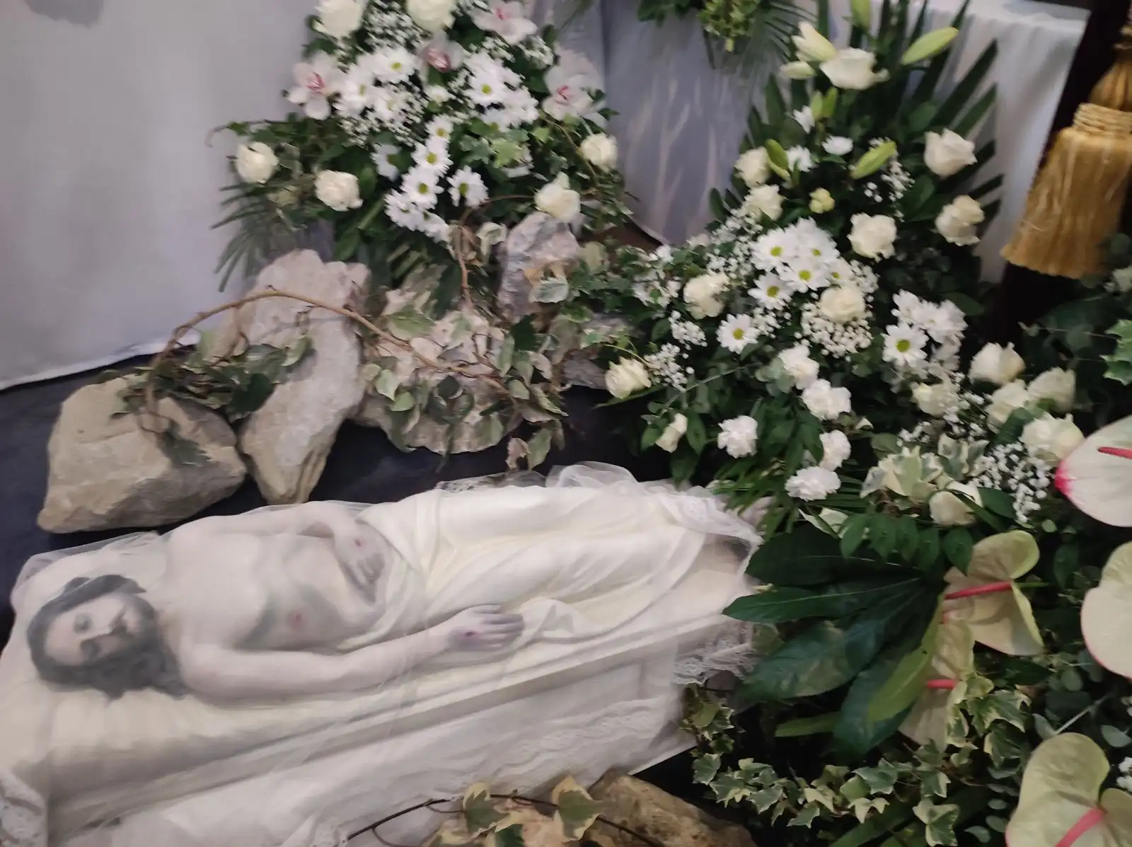 DVD Kotoriba čuva Isusov grob 2024 (1) DVD Kotoriba čuva Isusov grob 2024 (1)