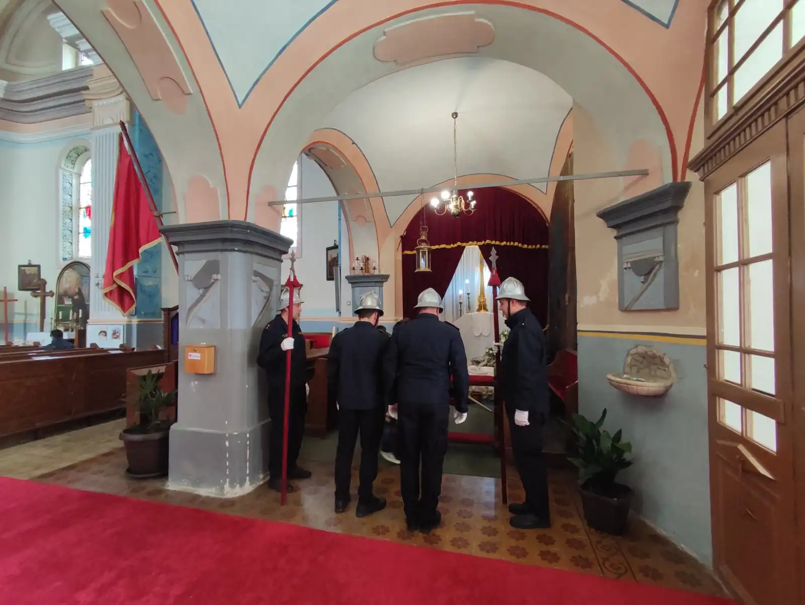 DVD Kotoriba čuva Isusov grob 2024 (7) DVD Kotoriba čuva Isusov grob 2024 (7)