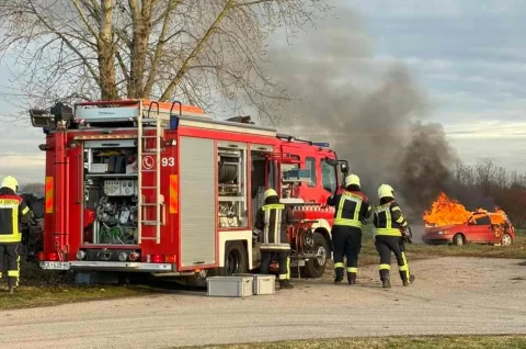 DVD Mala Subotica – vatrogasci (5) DVD Mala Subotica – vatrogasci (5)
