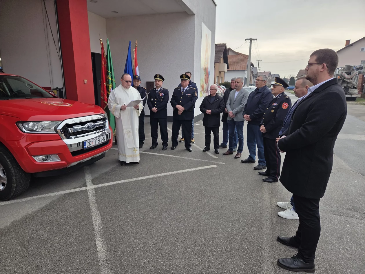 DVD Nedelišće – blagoslov novo vozilo (5)