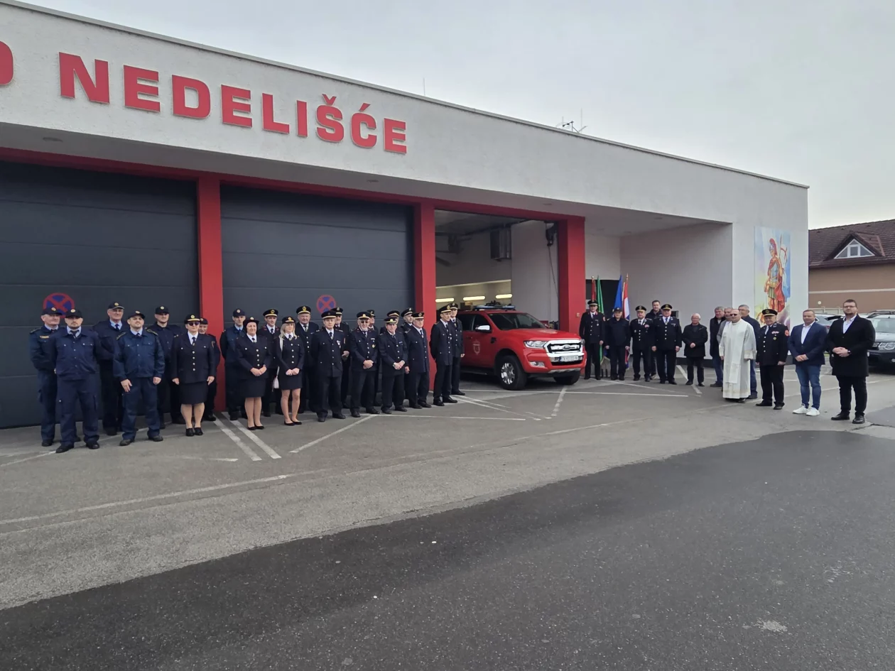 DVD Nedelišće – blagoslov novo vozilo (8)