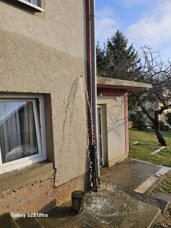 DVD OREHOVICA Dvije intervencije u jednom danu – požar dimnjaka i poplavljeni objekt (4)