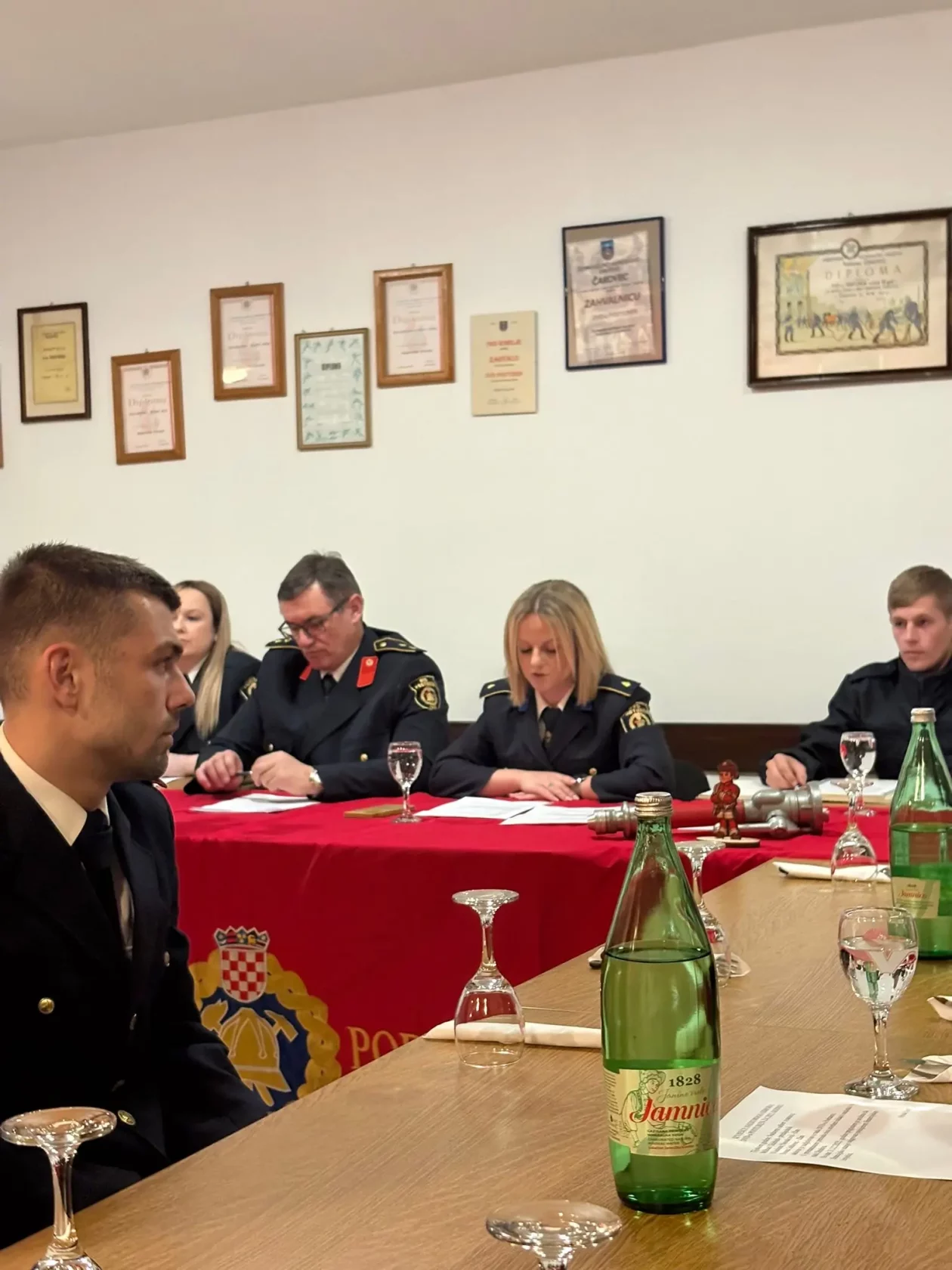 DVD Podturen (10) DVD Podturen (10)