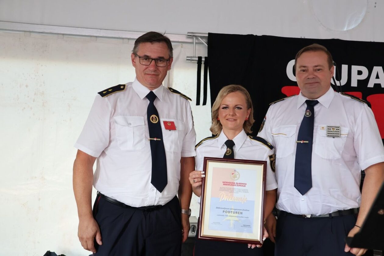 DVD Podturen 100 godina (20)