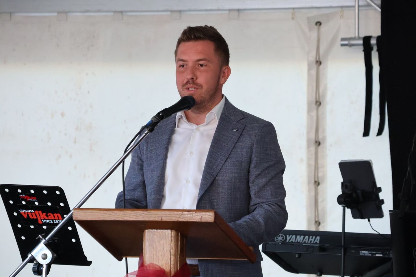 DVD Podturen 100 godina (29) DVD Podturen 100 godina (29)