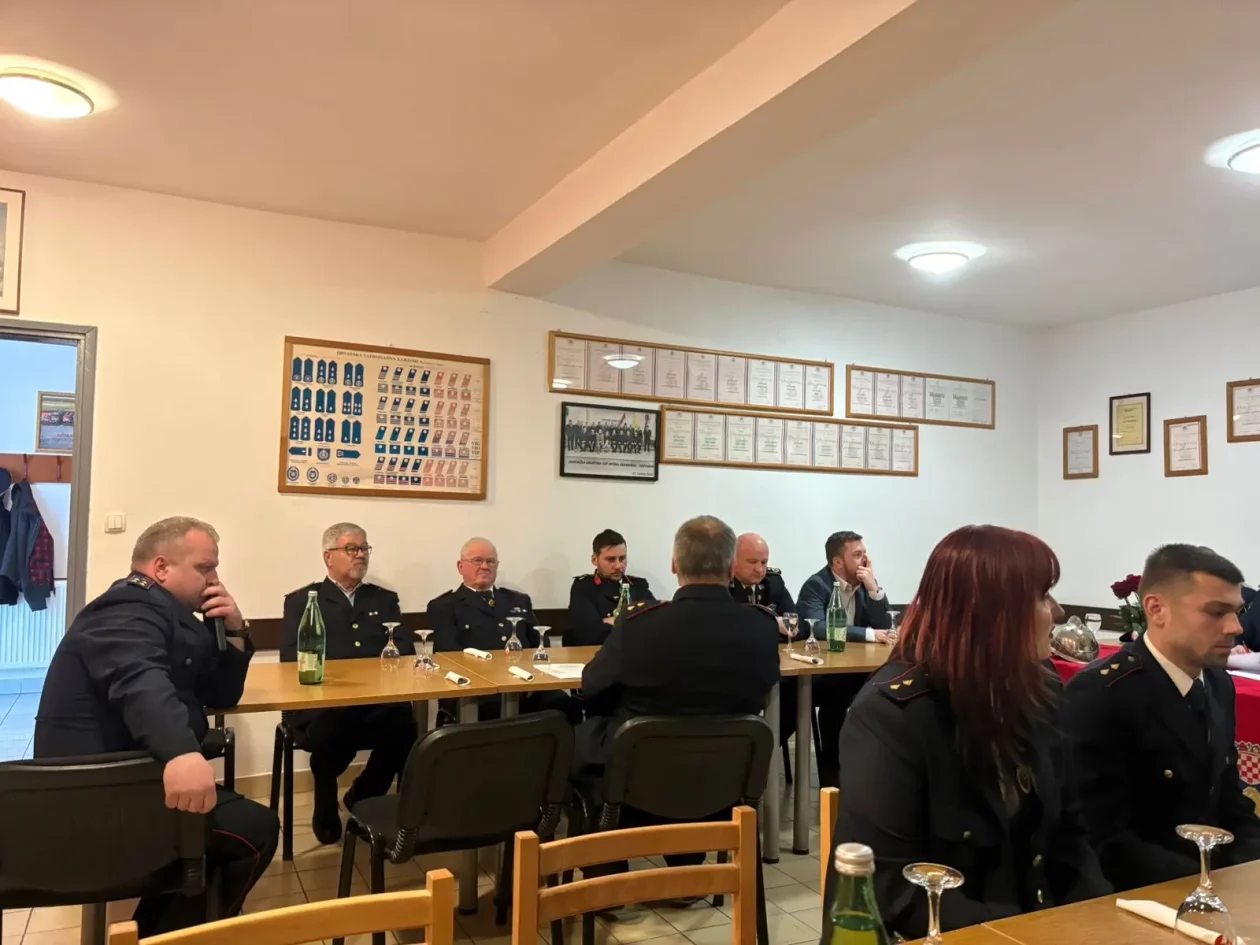 DVD Podturen (14) DVD Podturen (14)