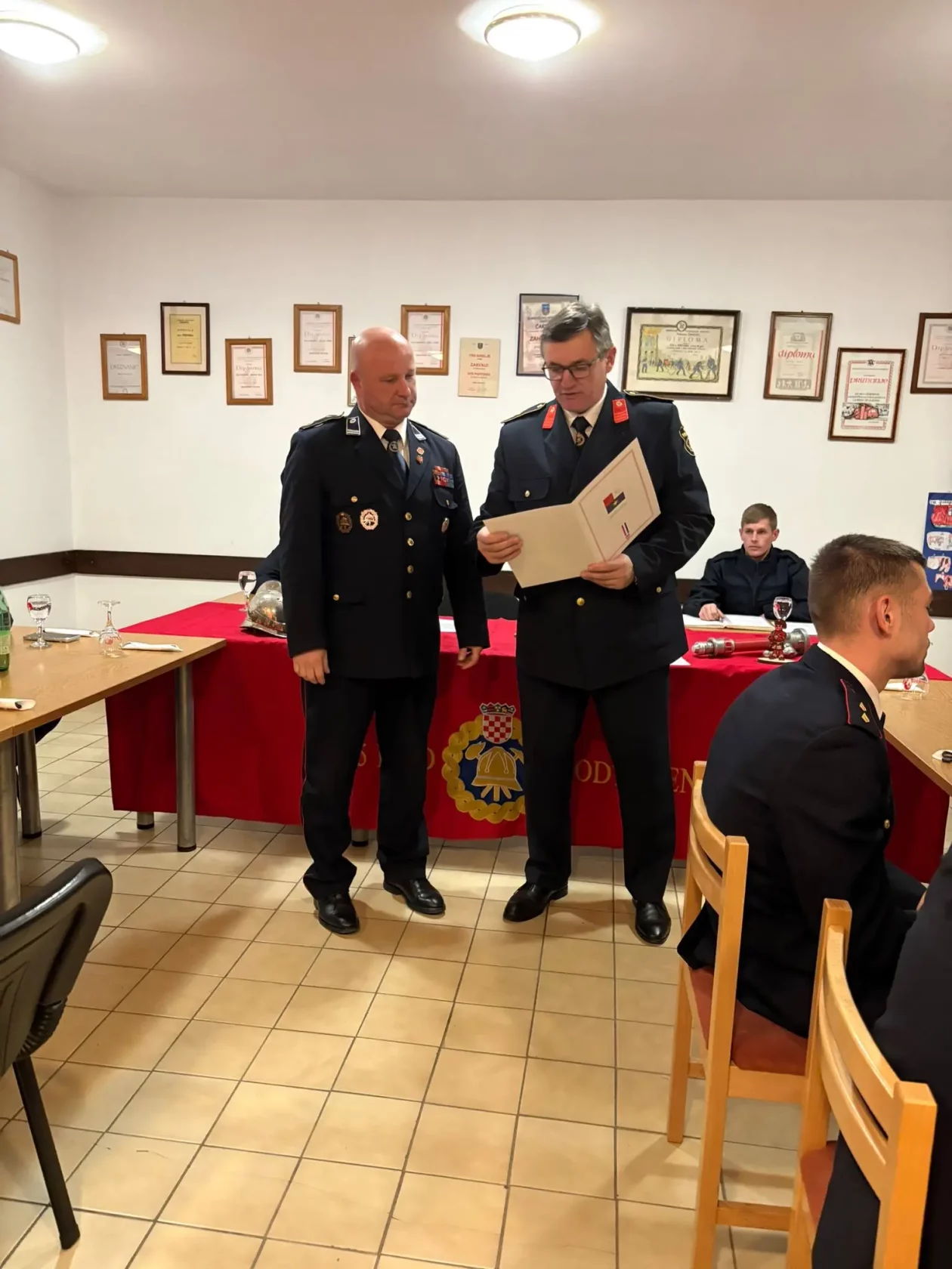 DVD Podturen (2) DVD Podturen (2)