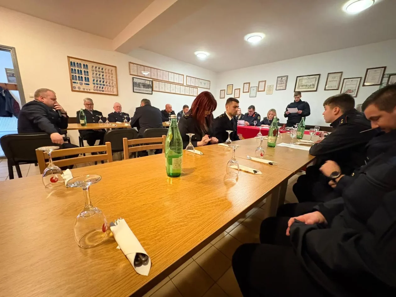 DVD Podturen (33) DVD Podturen (33)