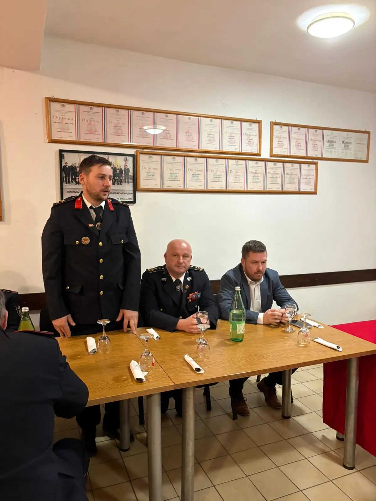 DVD Podturen (7) DVD Podturen (7)