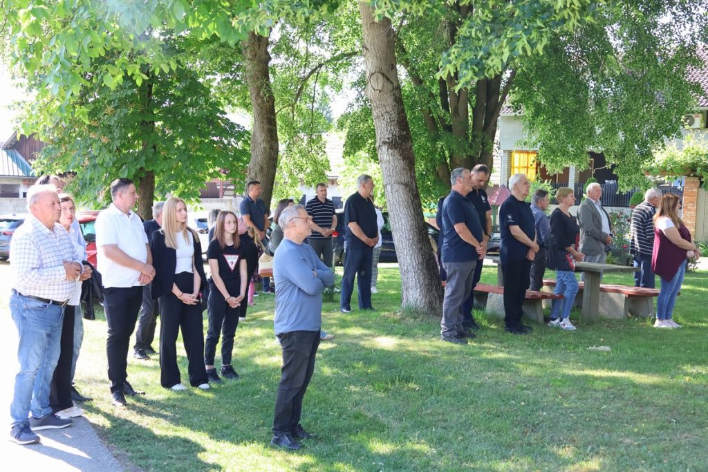 DVD Preseka, 100 godina (14) DVD Preseka, 100 godina (14)